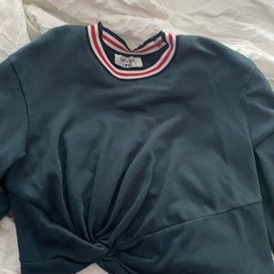 Cropped Long Sleeve from Lester’s